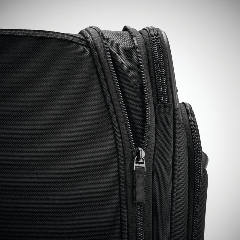 Samsonite Pro Medium Expandable Spinner