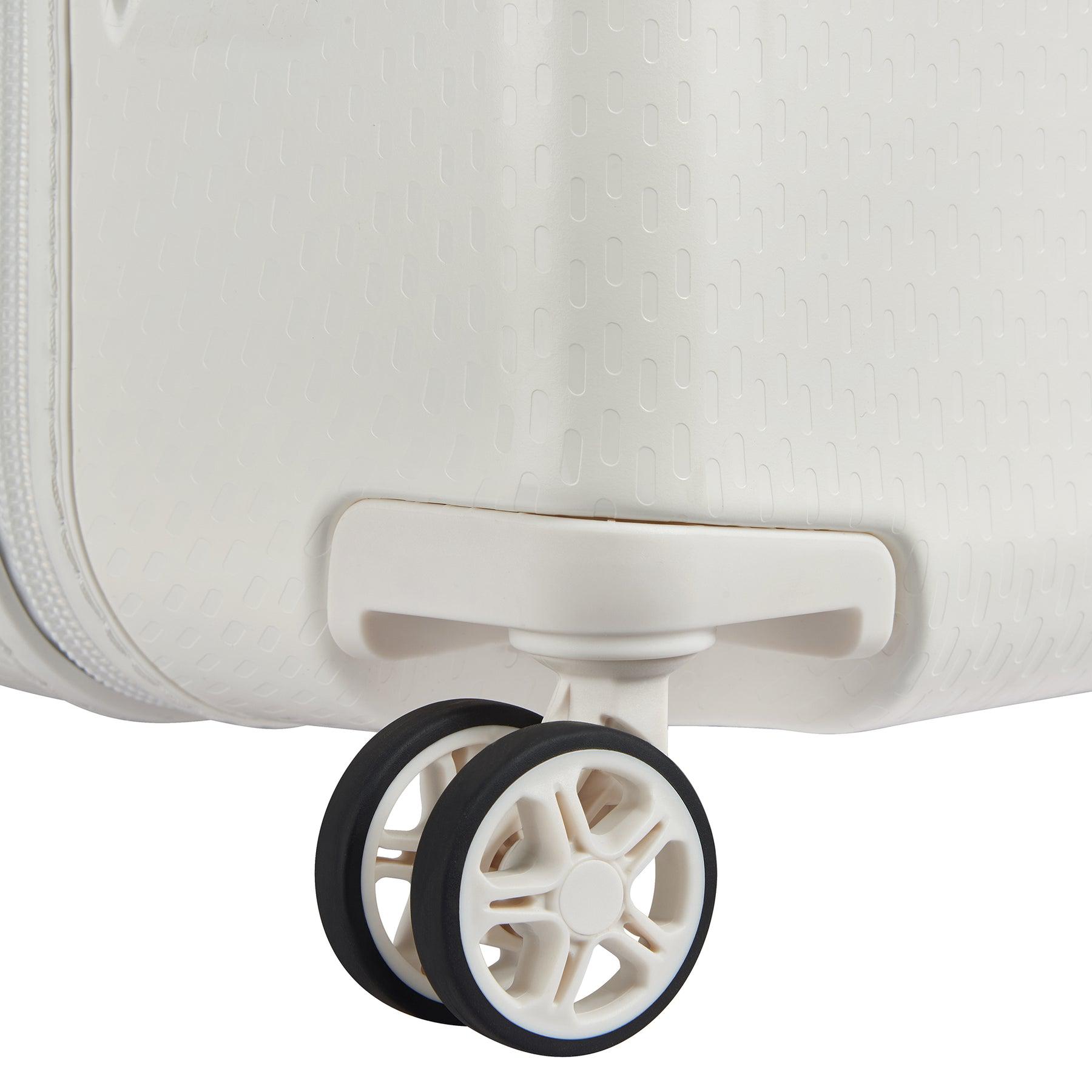 Delsey Turenne 21" Carry-On Spinner – Luggage Pros