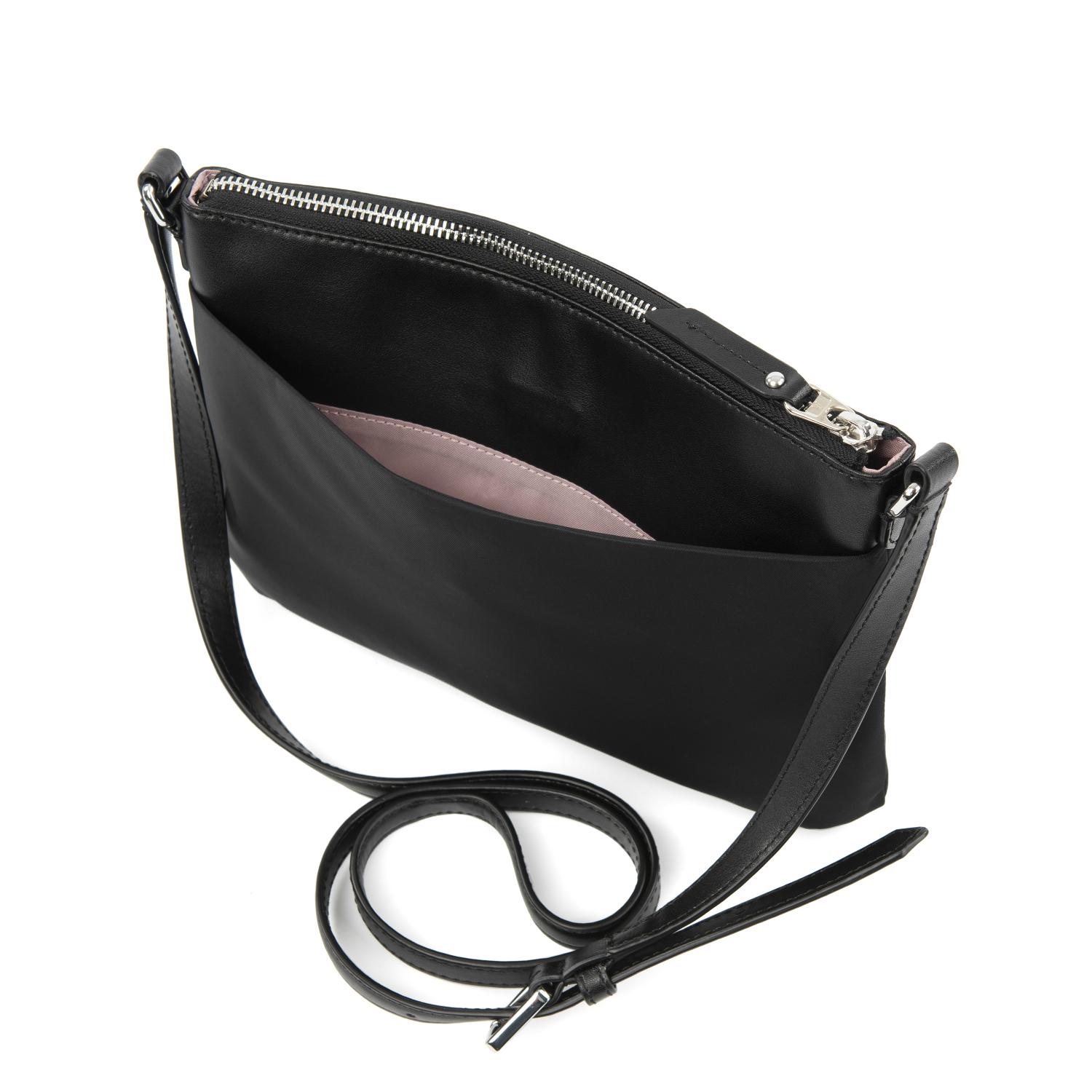 Plat leather crossbody bag